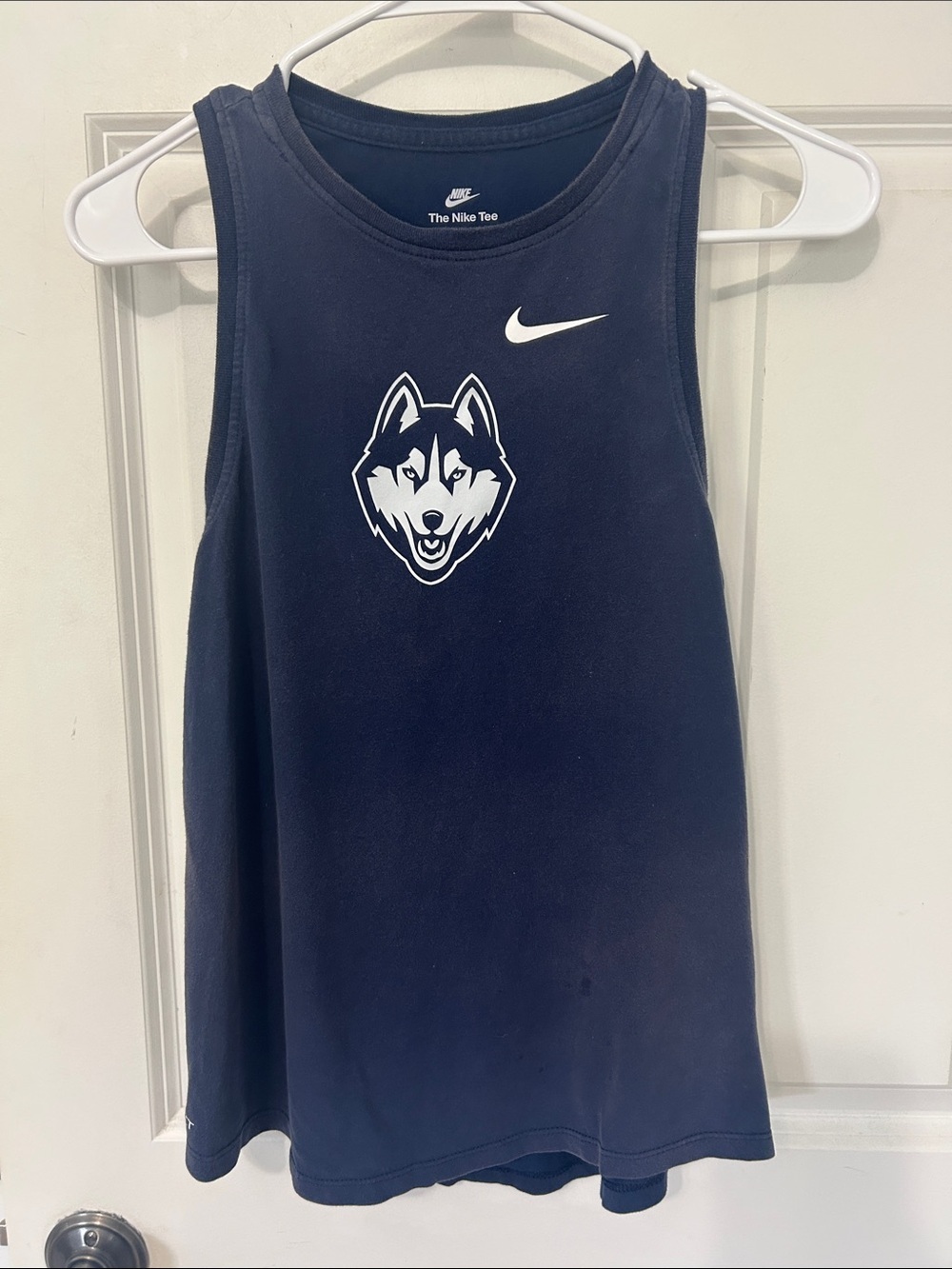 University of Connecticut Husky Nike Tee Dri Fit Sleeveless Tank Size Small Blue